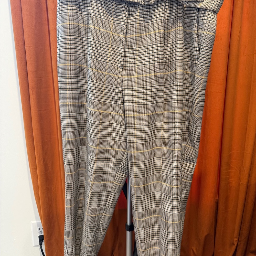 Ann Taylor Plaid Pantsuit in Gray and Yellow